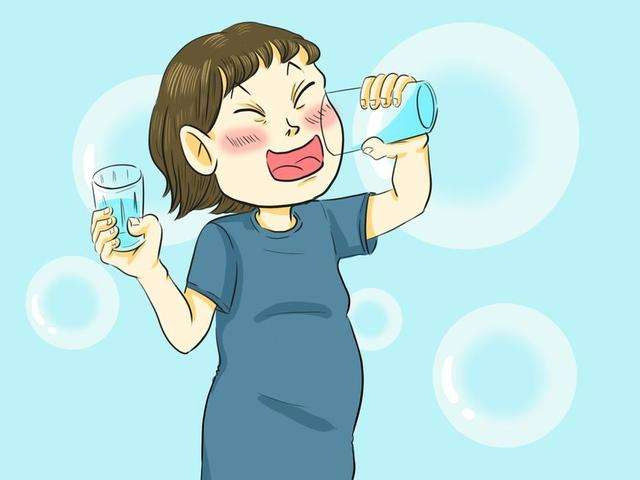 孕妇喝好水