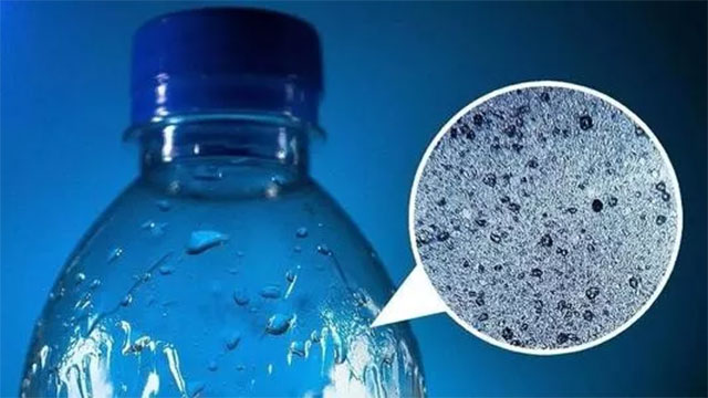 瓶装水的“微塑料”